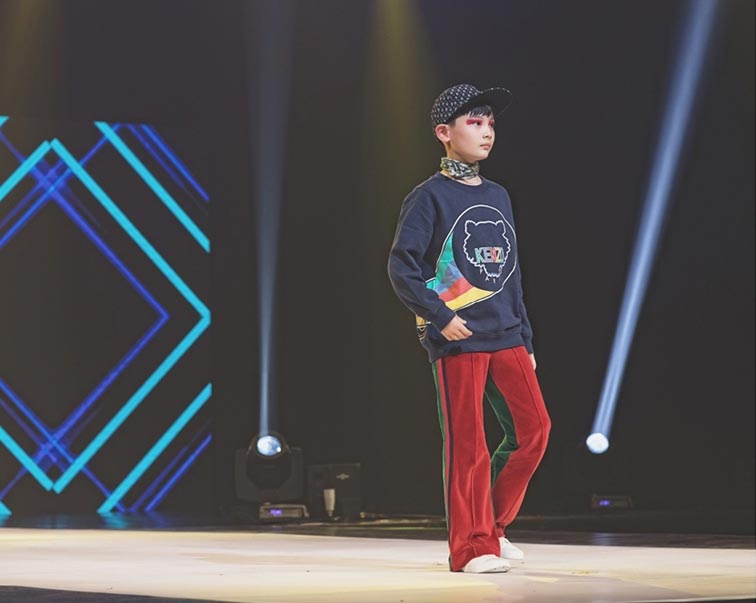 키즈 에듀테이먼트 쇼웨이 키즈모델 패션쇼